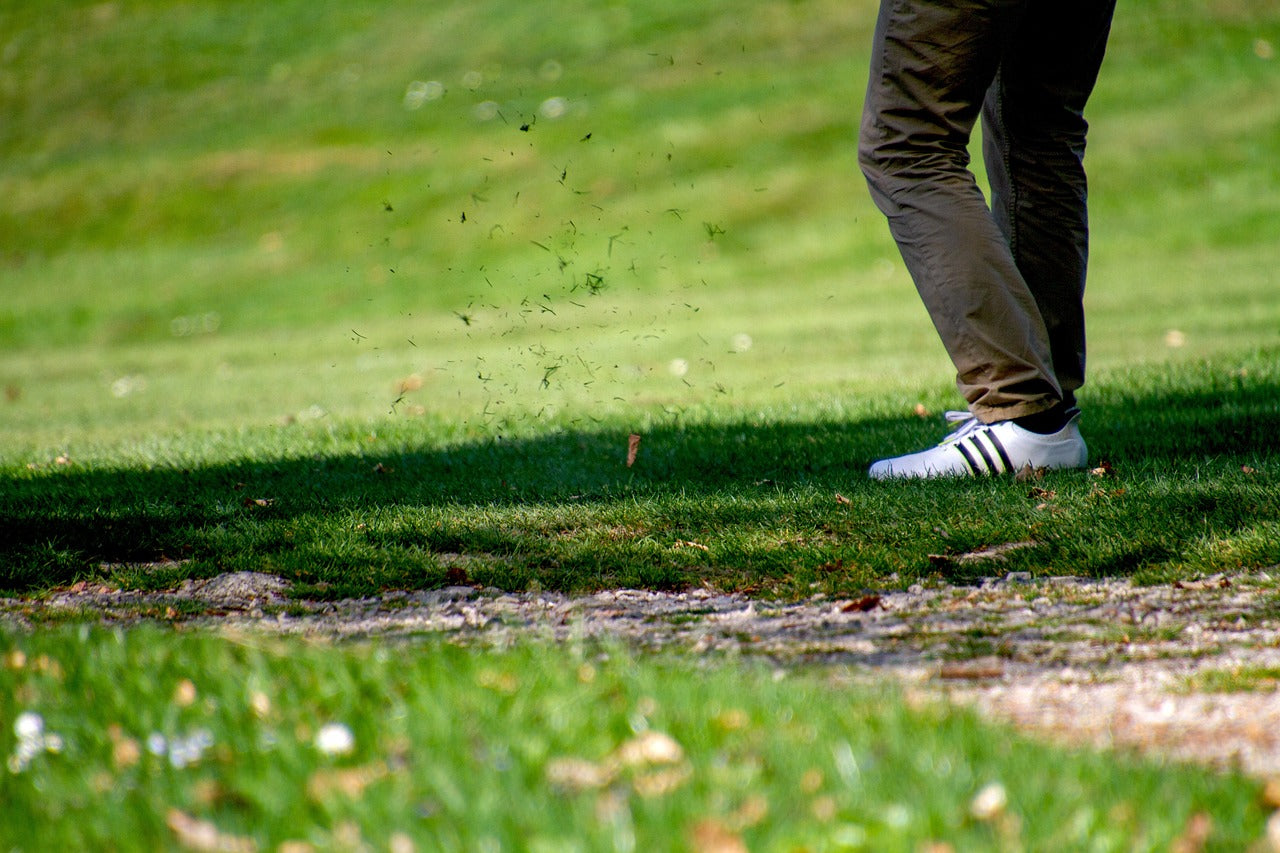 The Art of Golf Shoe Maintenance: A Step-by-Step Guide on How to Clean Your Golf Shoes