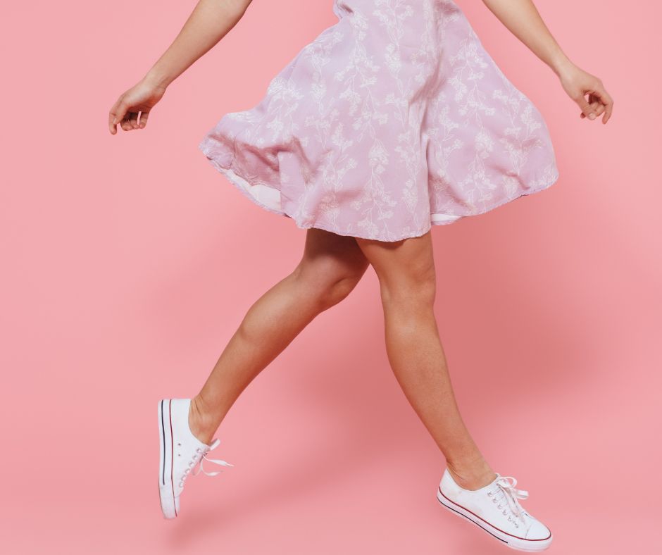 Sneakers and Dresses: The Perfect Fusion of Style and Comfort