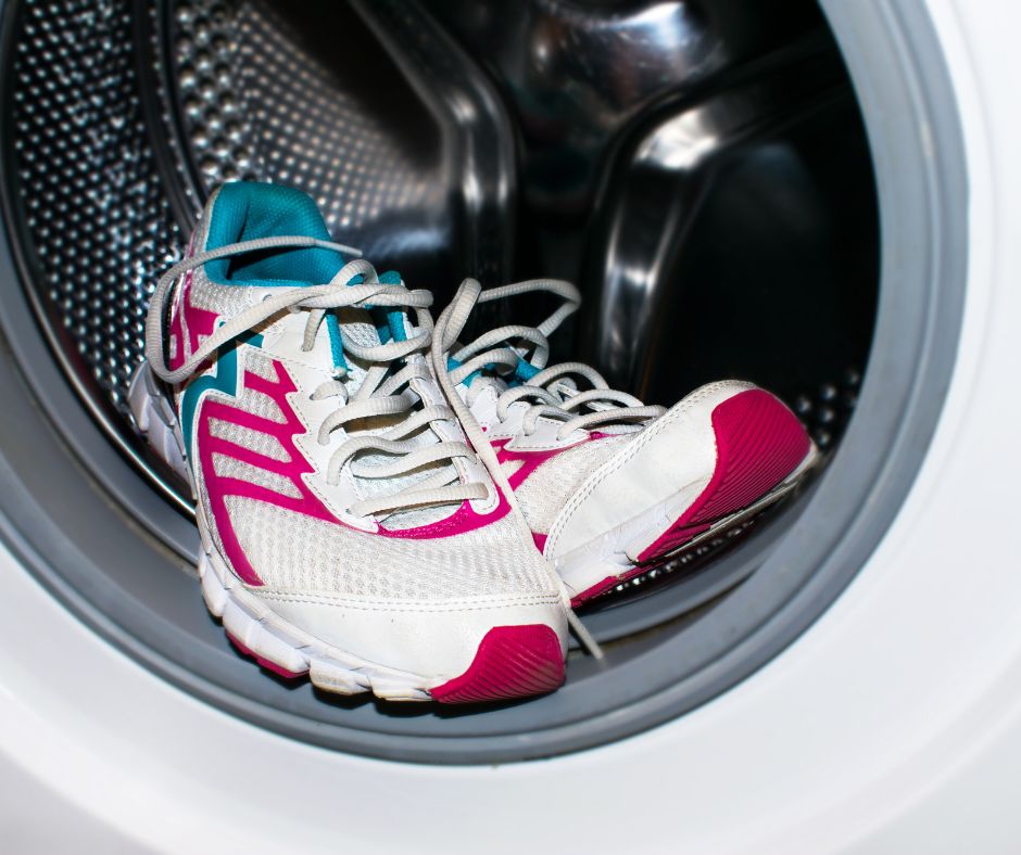 Wash and Wear: The Pros and Cons of Putting Your Sneakers in the Washer - Red Moose